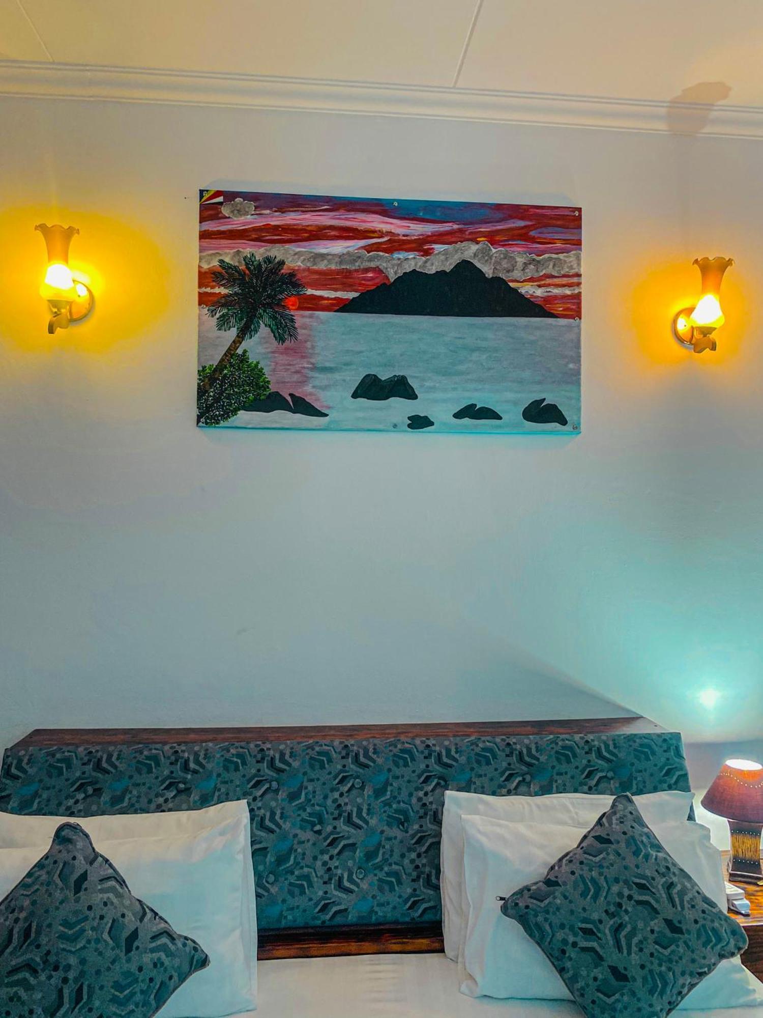 Divers Lodge Guest House Beau Vallon  Extérieur photo