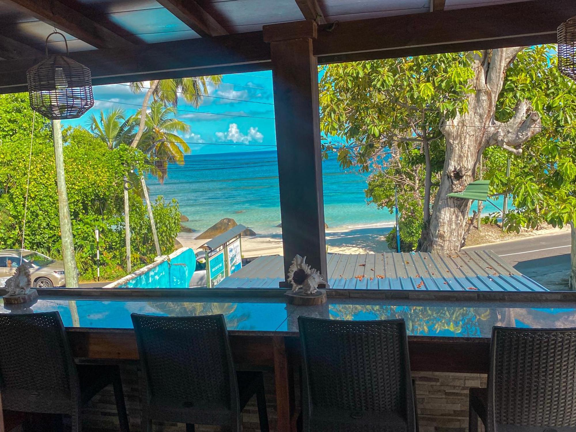 Divers Lodge Guest House Beau Vallon  Extérieur photo